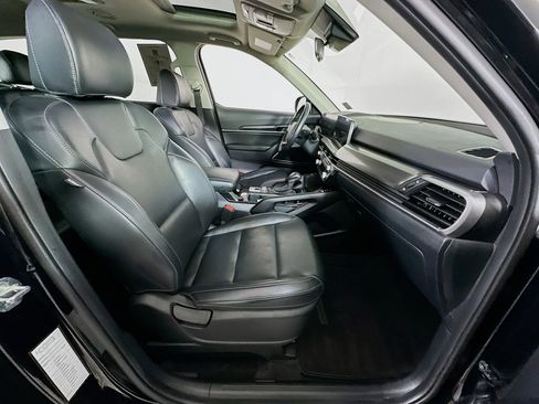 Used 2025 Kia Telluride S FWD image 34
