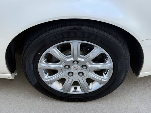 Used 2008 Cadillac DTS FWD image 13