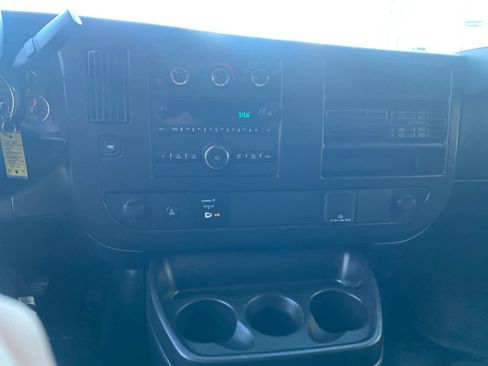 Certified 2024 Chevrolet Express 2500 w/ Driver Convenience Package image 25