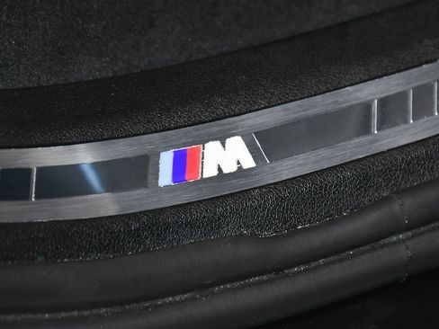 Used 2023 BMW X6 xDrive40i w/ M Sport Package image 13