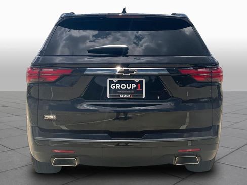 Used 2023 Chevrolet Traverse Premier w/ Redline Edition FWD image 8