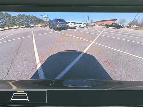 Used 2020 Buick Enclave Essence image 30