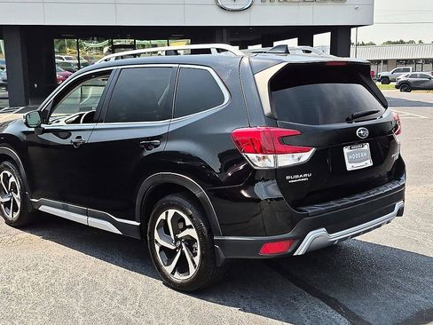 Used 2022 Subaru Forester Touring AWD/4WD image 7