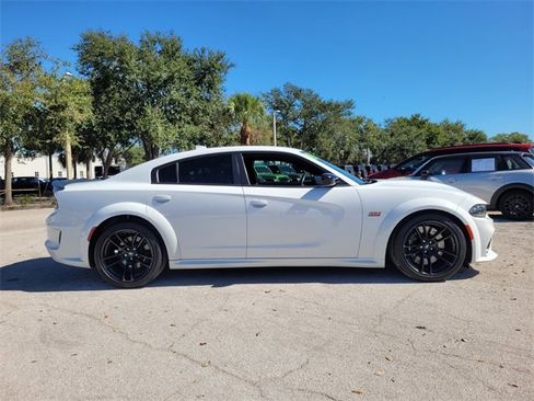 Certified 2023 Dodge Charger Scat Pack image 5