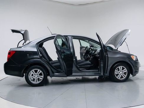 Used 2015 Chevrolet Sonic LT FWD image 14