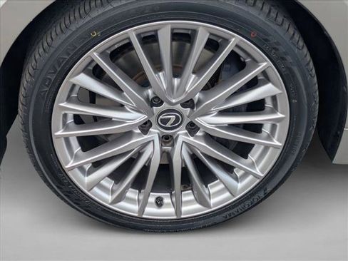 Used 2023 Lexus IS 300 AWD w/ Premium Package image 23