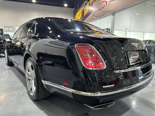 Used 2011 Bentley Mulsanne RWD image 33