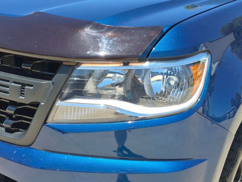 Used 2019 Chevrolet Colorado LT w/ Colorado RST Special Edition AWD/4WD image 9