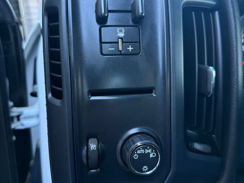 Used 2017 Chevrolet Silverado 2500 W/T RWD image 22