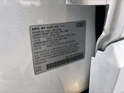 Used 2024 Audi Q3 2.0T Premium AWD/4WD image 34