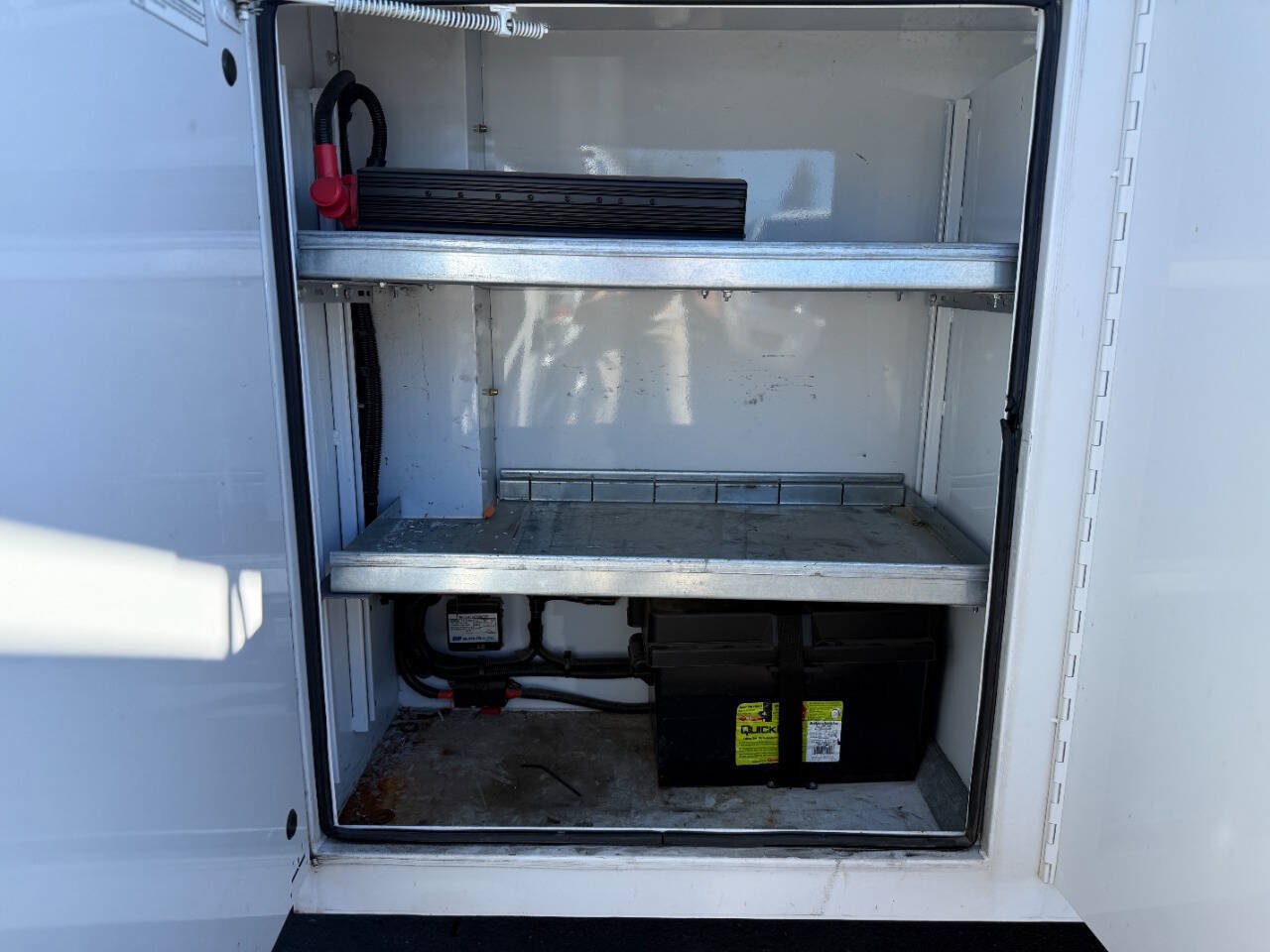Used 2017 Ford E-350 and Econoline 350 Super Duty RWD image 15