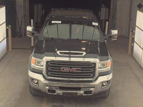 Used 2019 GMC Sierra 2500 SLT w/ Duramax Plus Package image 2