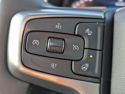 Used 2023 Chevrolet Tahoe Z71 w/ Luxury Package image 17