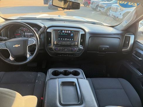 Used 2018 Chevrolet Silverado 1500 LT w/ All Star Edition image 38