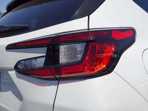 Certified 2024 Subaru Crosstrek 2.0i Premium AWD/4WD image 5