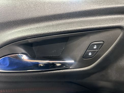 Certified 2026 Chevrolet Trax RS w/ Driver Confidence Package FWD image 29