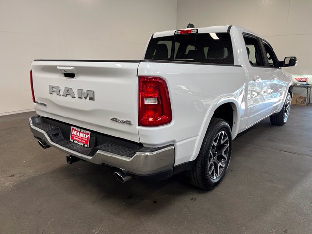 Used 2025 RAM 1500 Laramie AWD/4WD image 3