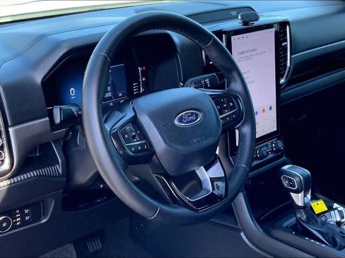 Used 2024 Ford Ranger XLT w/ Equipment Group 301A High RWD image 16
