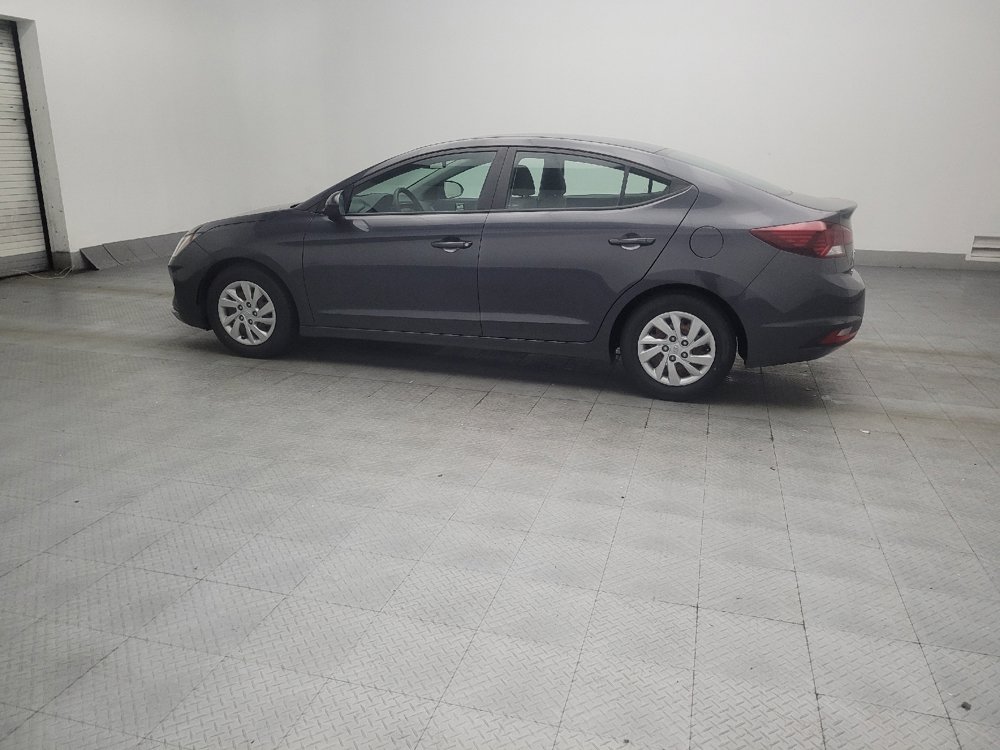 Used 2020 Hyundai Elantra SE FWD image 3