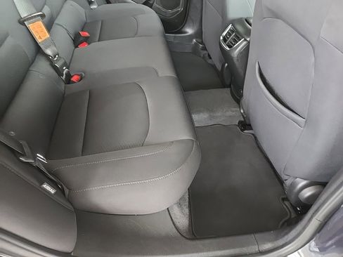 Used 2023 Chevrolet Malibu LT image 34