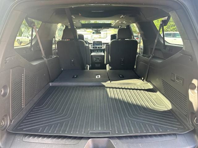 Used 2023 Chevrolet Suburban LT w/ Luxury Package AWD/4WD image 20