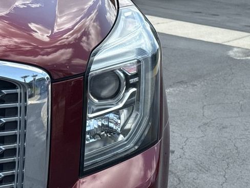 Used 2019 GMC Yukon Denali w/ Denali Ultimate Package RWD image 14