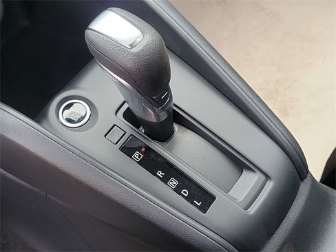 New 2025 Nissan Kicks Play S image 15