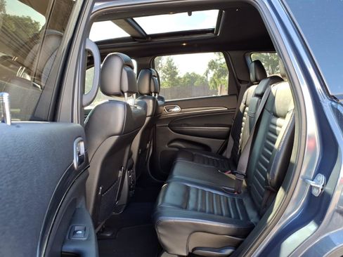 Used 2019 Jeep Grand Cherokee Limited X AWD/4WD image 15