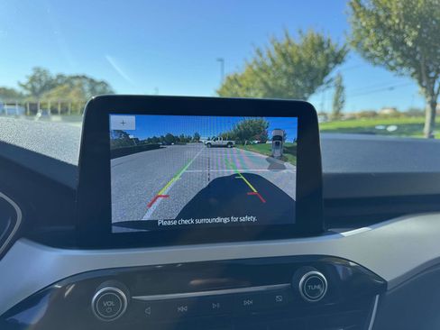 Used 2021 Ford Escape SEL w/ Technology Package image 23