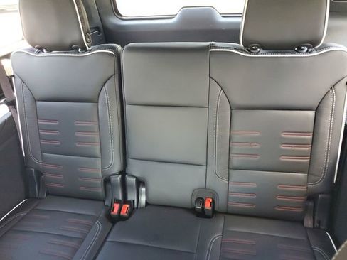 Used 2025 GMC Yukon XL AT4 Ultimate w/ LPO, Floor Liner Package AWD/4WD image 24