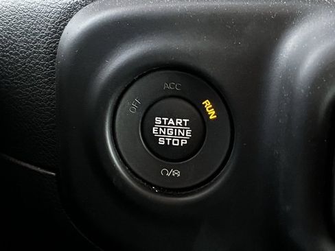 Certified 2021 Jeep Gladiator Mojave image 20