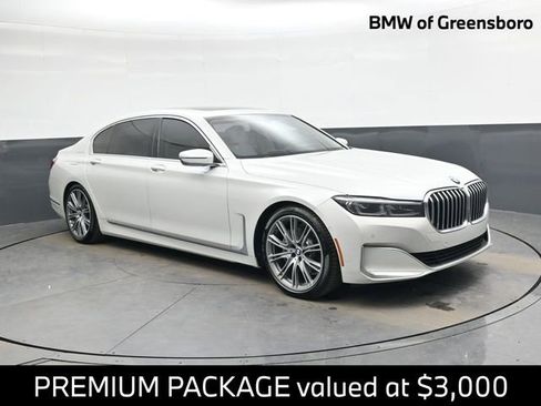Used 2020 BMW 740i w/ Premium Package image 1