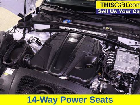 Used 2022 Porsche Macan S AWD/4WD image 32