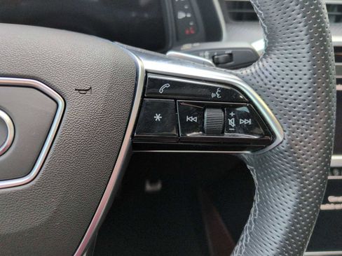 Used 2022 Audi S6 Prestige image 25