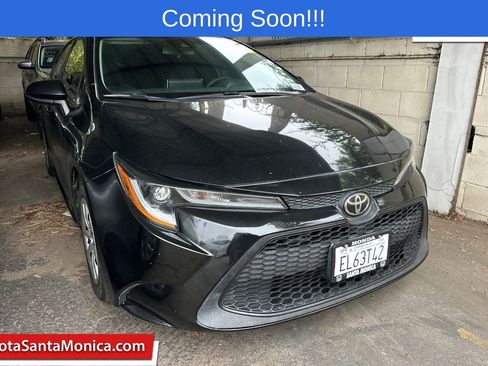 Used 2020 Toyota Corolla LE image 1