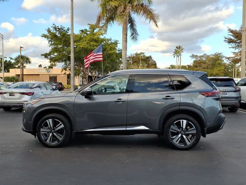 Certified 2023 Nissan Rogue SL w/ SL Premium Package image 2