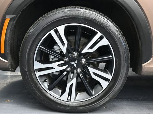 Used 2023 Mitsubishi Eclipse Cross SEL image 11