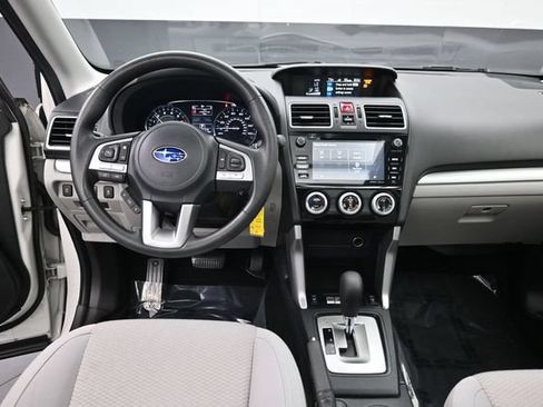Used 2018 Subaru Forester 2.5i Premium AWD/4WD image 11