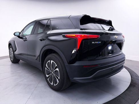 Used 2024 Chevrolet Blazer EV LT AWD/4WD image 14