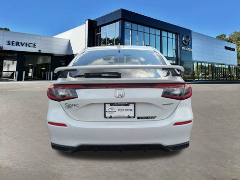 Used 2022 Honda Civic Sport image 5