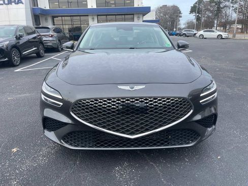 Used 2023 Genesis G70 2.0T image 8