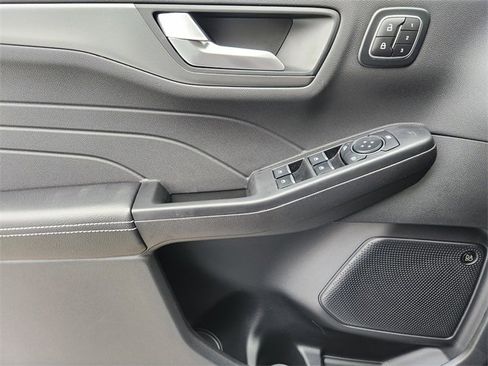New 2026 Ford Escape Active w/ Active Premium Tech Pack image 16