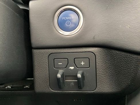 Certified 2023 Toyota Sequoia Platinum image 20