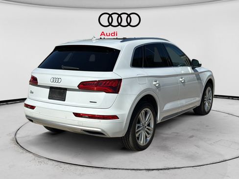 Used 2019 Audi Q5 2.0T Premium Plus w/ Premium Plus Package AWD/4WD image 7