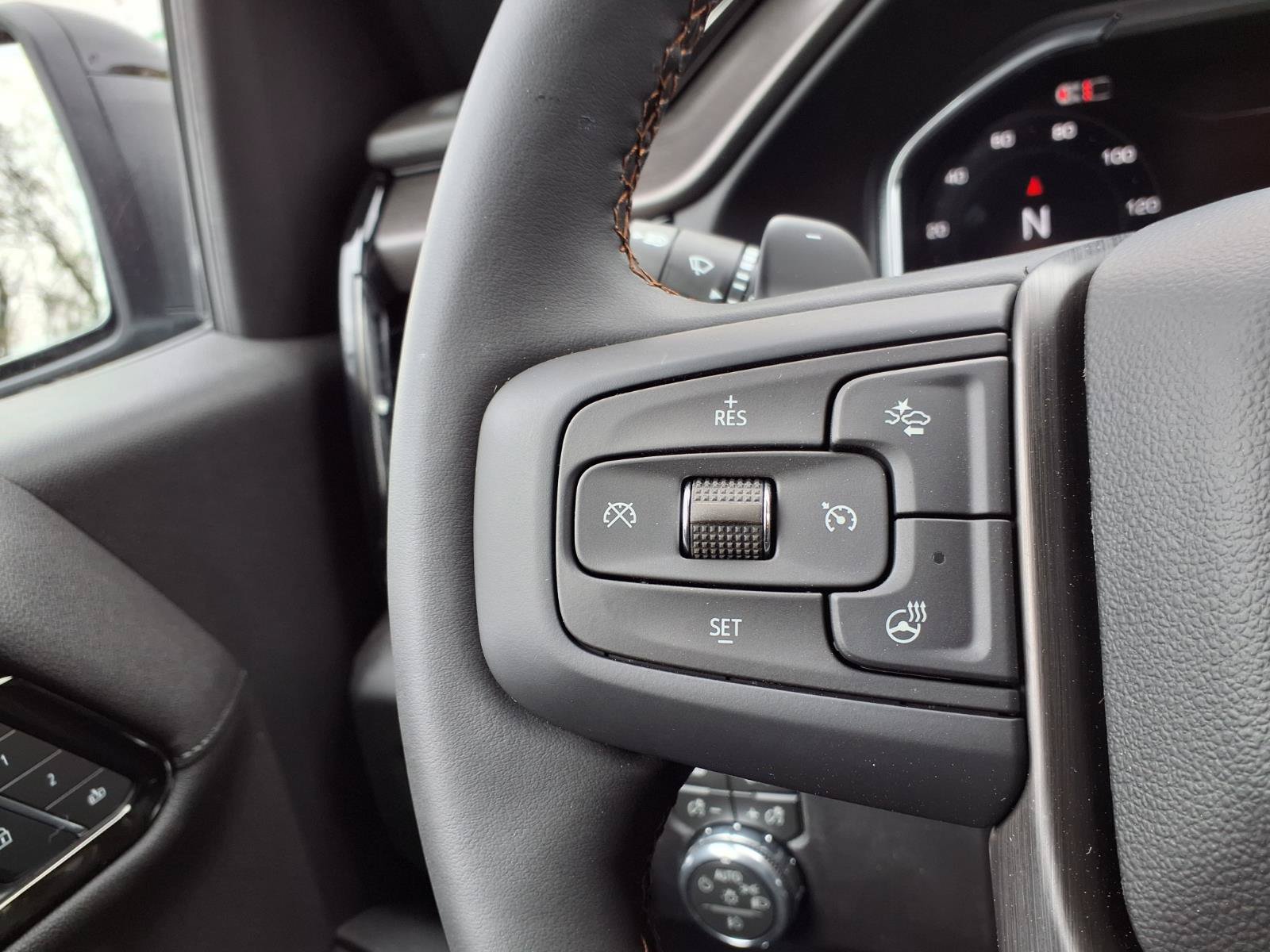 New 2026 GMC Sierra 1500 AT4 w/ AT4 Premium Package AWD/4WD image 8