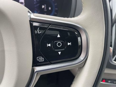 Used 2023 Volvo XC90 B6 Ultimate image 33