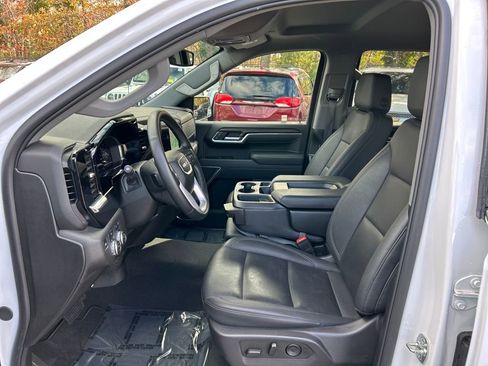 Used 2025 GMC Sierra 1500 SLT image 14