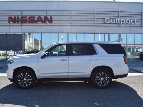 Used 2022 Chevrolet Tahoe LT RWD image 3