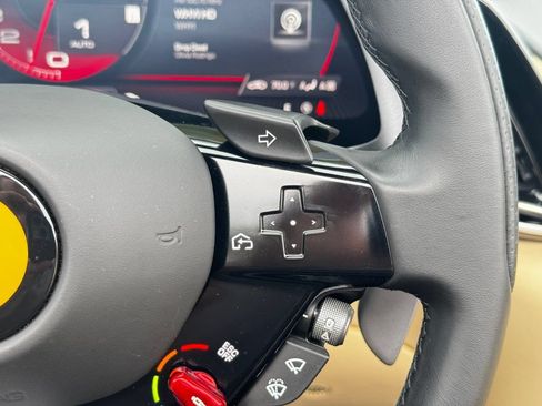 Used 2024 Ferrari Roma Spider RWD image 21