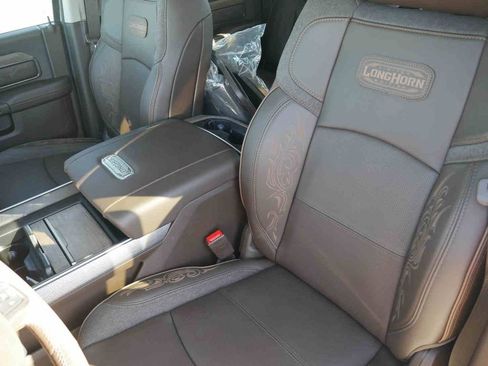 New 2026 RAM 2500 Limited image 38